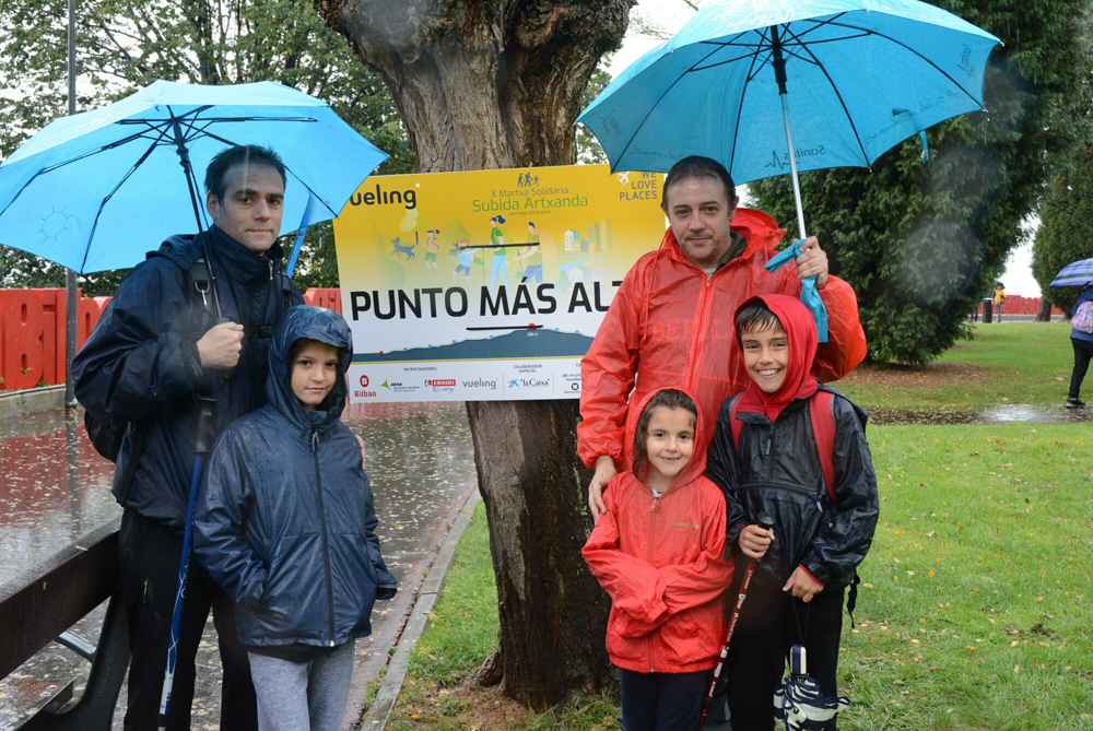 Foto 158 de la avituallamiento y mirador - Galería de la Subida a Artxanda 2019